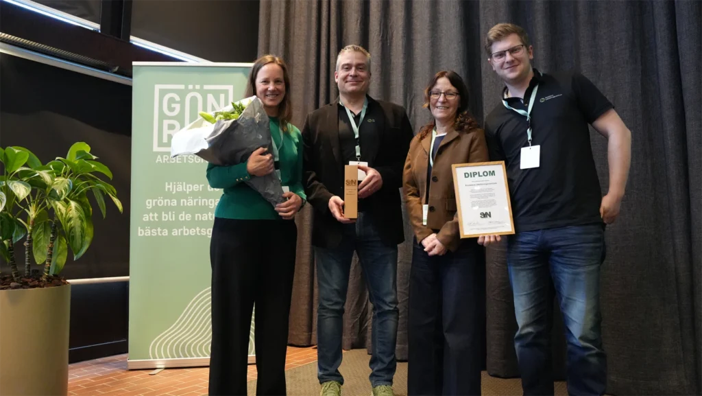 Prisutdelning av Gröna arbetsgivare, årets skogsbruksskola till Älvdalens Utbildningscentrum